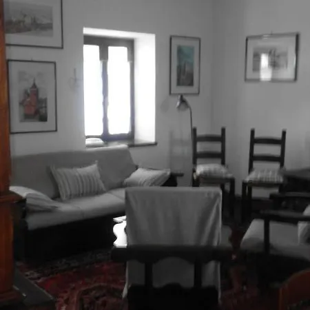 Casa Ramonda * Neive