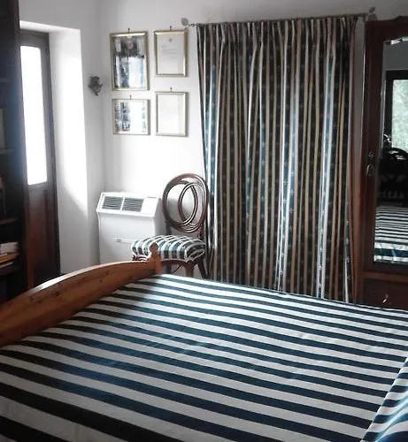 Casa Ramonda Neive